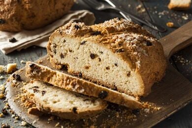 Raisin bread