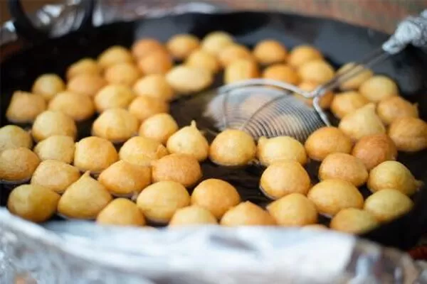 Image Greek honey dumplings/ Loukoumades