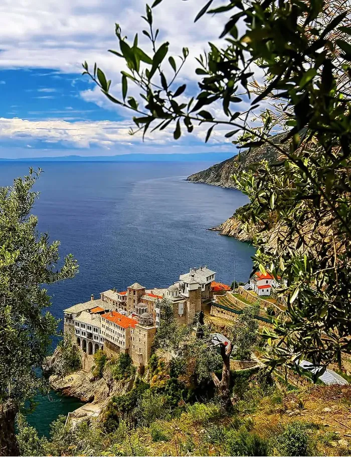 Image Gregoriou Holy Monastery