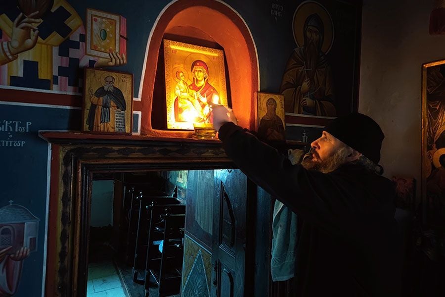 Prayer on lighting a candle